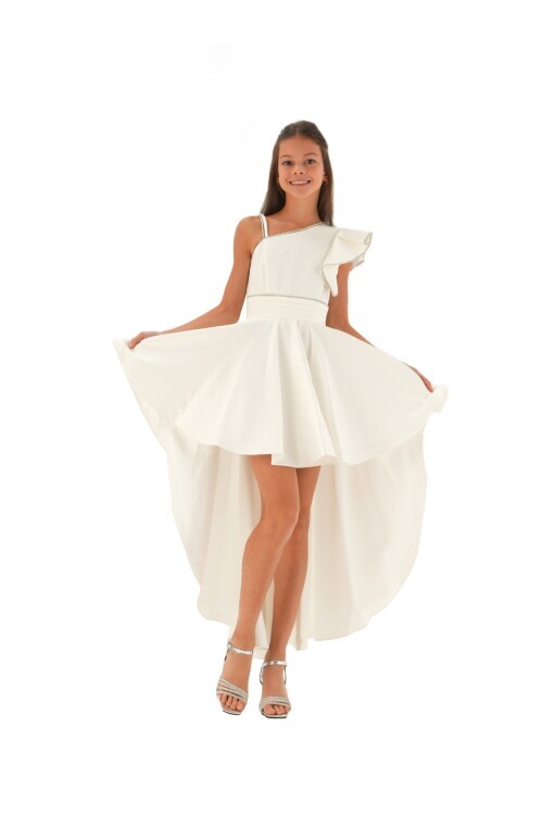 Kız çocuk kuyruklu elbise