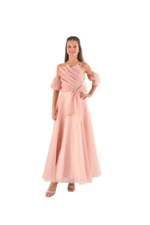 Kız çocuk uzun elbise